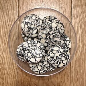 Black and white pebble style bead - qty 15